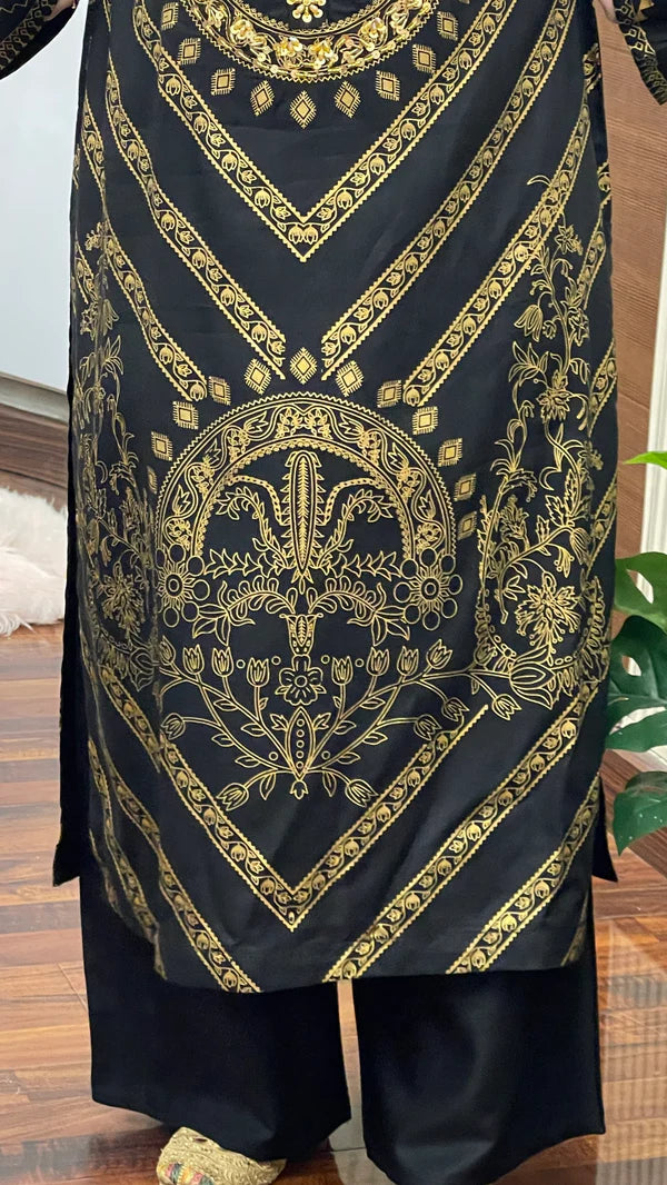 Saadgi Handwork Neck 2pc