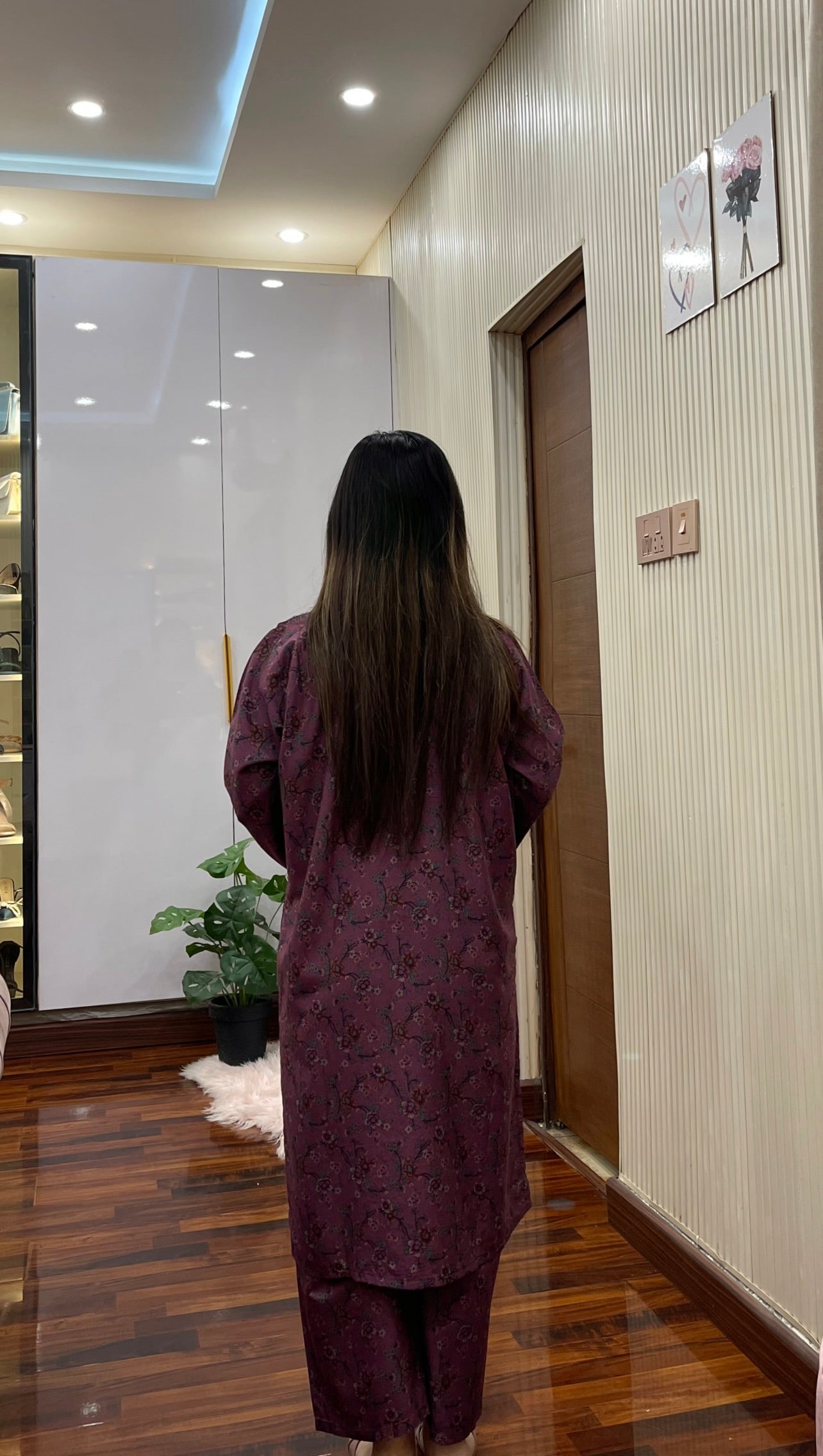 Amara Hand Embroidered 2Pc