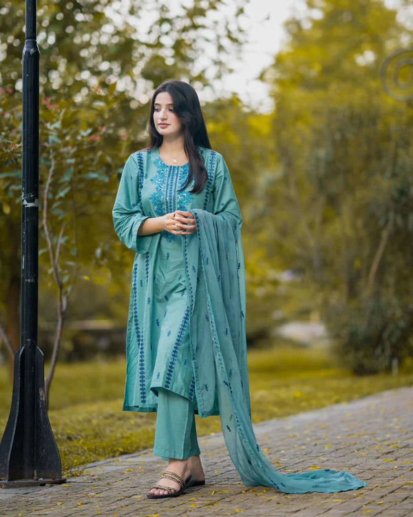 Zeenat Emb 3pc